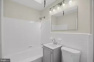 4637 Shelbourne St, Philadelphia, PA 19124 - Photo 16