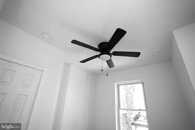 1721 W Lippincott Street, Philadelphia, PA 19132 - Photo 14