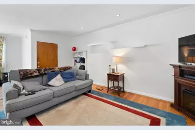 3711 Mimi Circle Circle, Philadelphia, PA 19131 - Photo 6