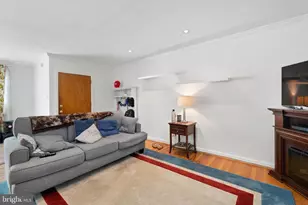 3711 Mimi Circle Circle, Philadelphia, PA 19131 - Photo 6