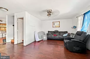 2118 N 11th St, Philadelphia, PA 19122 - Photo 2