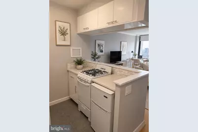 200 Locust Street #25EN, Philadelphia, PA 19106 - Photo 2