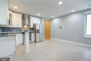 801 N 17th St, Philadelphia, PA 19130 - Photo 4
