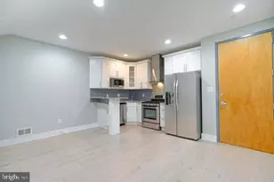 801 N 17th St, Philadelphia, PA 19130 - Photo 2