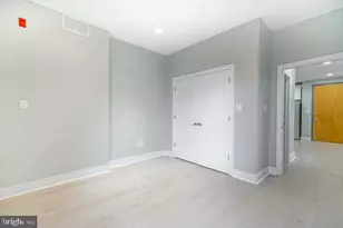 801 N 17th St, Philadelphia, PA 19130 - Photo 8