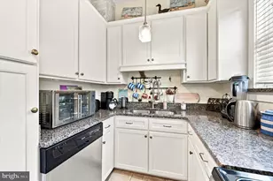 1322 E Montgomery, Philadelphia, PA 19125 - Photo 12