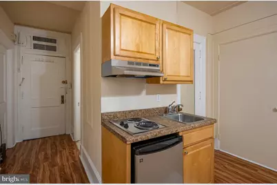 1324 Locust Street #424, Philadelphia, PA 19107 - Photo 4