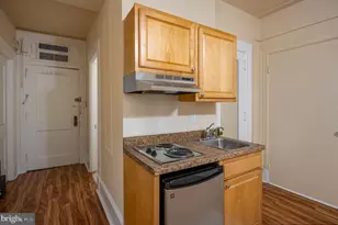 1324 Locust St, Philadelphia, PA 19107 - Photo 4