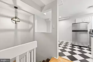 126 Cuthbert St, Philadelphia, PA 19106 - Photo 6