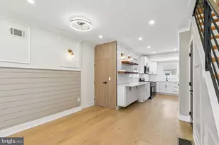 1652 S LeCount St, Philadelphia, PA 19145 - Photo 6