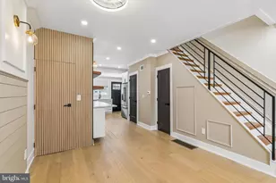 1652 S LeCount St, Philadelphia, PA 19145 - Photo 10