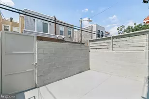 1652 S LeCount St, Philadelphia, PA 19145 - Photo 16