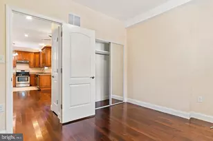 1819 Christian St, Philadelphia, PA 19146 - Photo 12