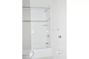 1300 Spruce St, Philadelphia, PA 19107 - Photo 6