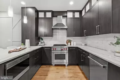 1628 Fitzwater Street, Philadelphia, PA 19146 - Photo 12