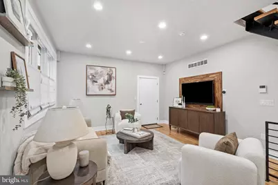 1628 Fitzwater Street, Philadelphia, PA 19146 - Photo 6