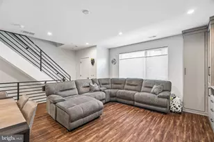 411 Salmon St, Philadelphia, PA 19125 - Photo 16