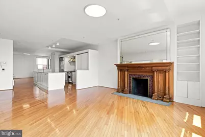 1213-15 Locust Street #3, Philadelphia, PA 19107 - Photo 4