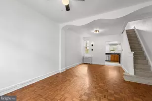 2342 S Chadwick St, Philadelphia, PA 19145 - Photo 4