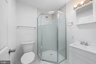 700 N 42nd St, Philadelphia, PA 19104 - Photo 34