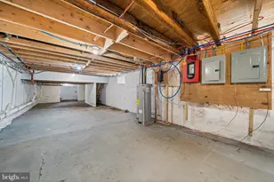 700 N 42nd St, Philadelphia, PA 19104 - Photo 12