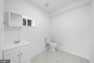 700 N 42nd St, Philadelphia, PA 19104 - Photo 10