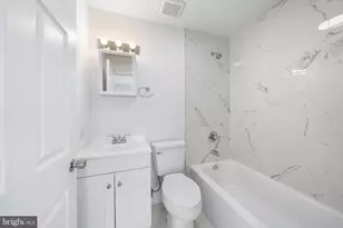 700 N 42nd St, Philadelphia, PA 19104 - Photo 44