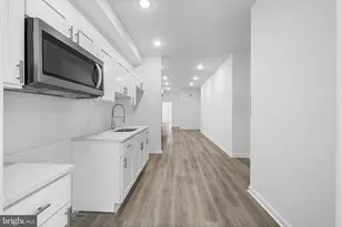 700 N 42nd St, Philadelphia, PA 19104 - Photo 22