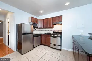 747 S 8th St, Philadelphia, PA 19147 - Photo 2