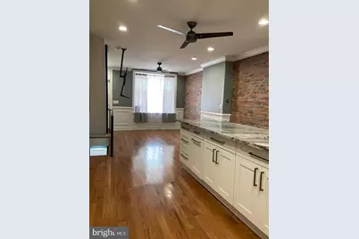2445 S Lawrence Street, Philadelphia, PA 19148 - Photo 8