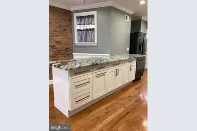 2445 S Lawrence Street, Philadelphia, PA 19148 - Photo 6