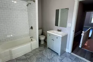 2555 N Hollywood St, Philadelphia, PA 19132 - Photo 8