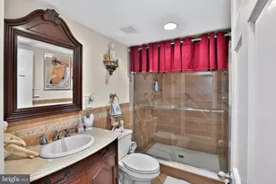 866 N Marshall St, Philadelphia, PA 19123 - Photo 42