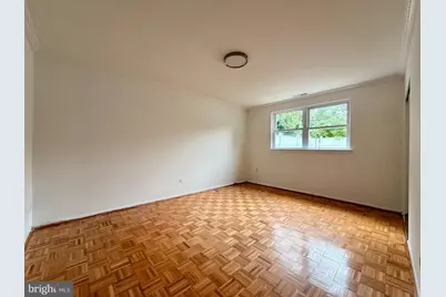 9853 Wistaria Street, Philadelphia, PA 19115 - Photo 12