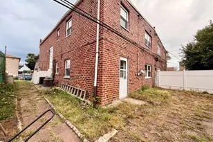 9853 Wistaria St, Philadelphia, PA 19115 - Photo 28