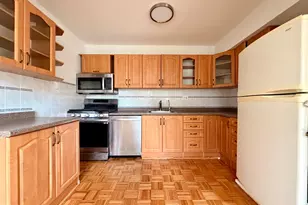 9853 Wistaria St, Philadelphia, PA 19115 - Photo 6