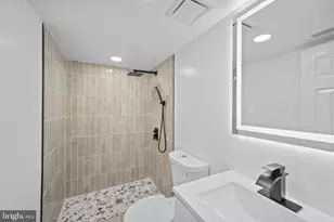 581 Rosalie St, Philadelphia, PA 19120 - Photo 26