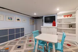 2138 Spring St, Philadelphia, PA 19103 - Photo 30
