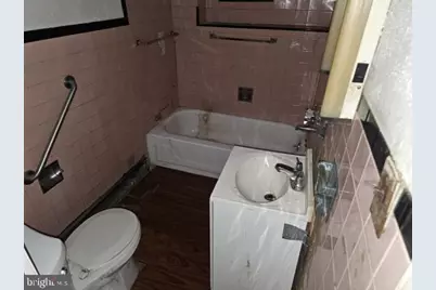 1424 W Sparks Street, Philadelphia, PA 19141 - Photo 6