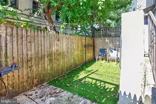 5532 Cedar Ave, Philadelphia, PA 19143 - Photo 32