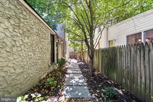 197 E Evergreen Ave, Philadelphia, PA 19118 - Photo 40