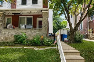 407 Friendship St, Philadelphia, PA 19111 - Photo 2