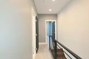 904 Sterner St, Philadelphia, PA 19133 - Photo 10