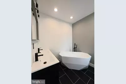 904 Sterner Street, Philadelphia, PA 19133 - Photo 12