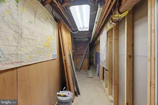 906 Rhawn St, Philadelphia, PA 19111 - Photo 26