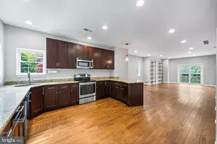 7845 Nixon St, Philadelphia, PA 19128 - Photo 10