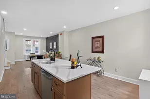5741 Hunter St, Philadelphia, PA 19131 - Photo 8