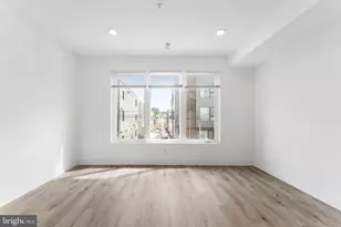 2429 W Thompson St, Philadelphia, PA 19121 - Photo 8