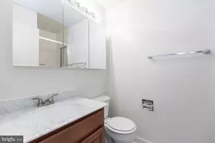 2031 Chancellor St, Philadelphia, PA 19103 - Photo 20