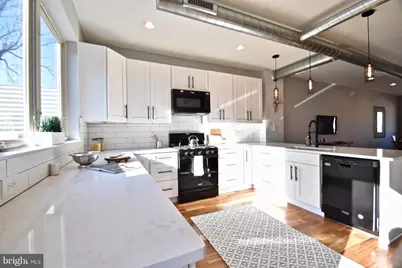 2068 Boston Street E #1, Philadelphia, PA 19125 - Photo 4